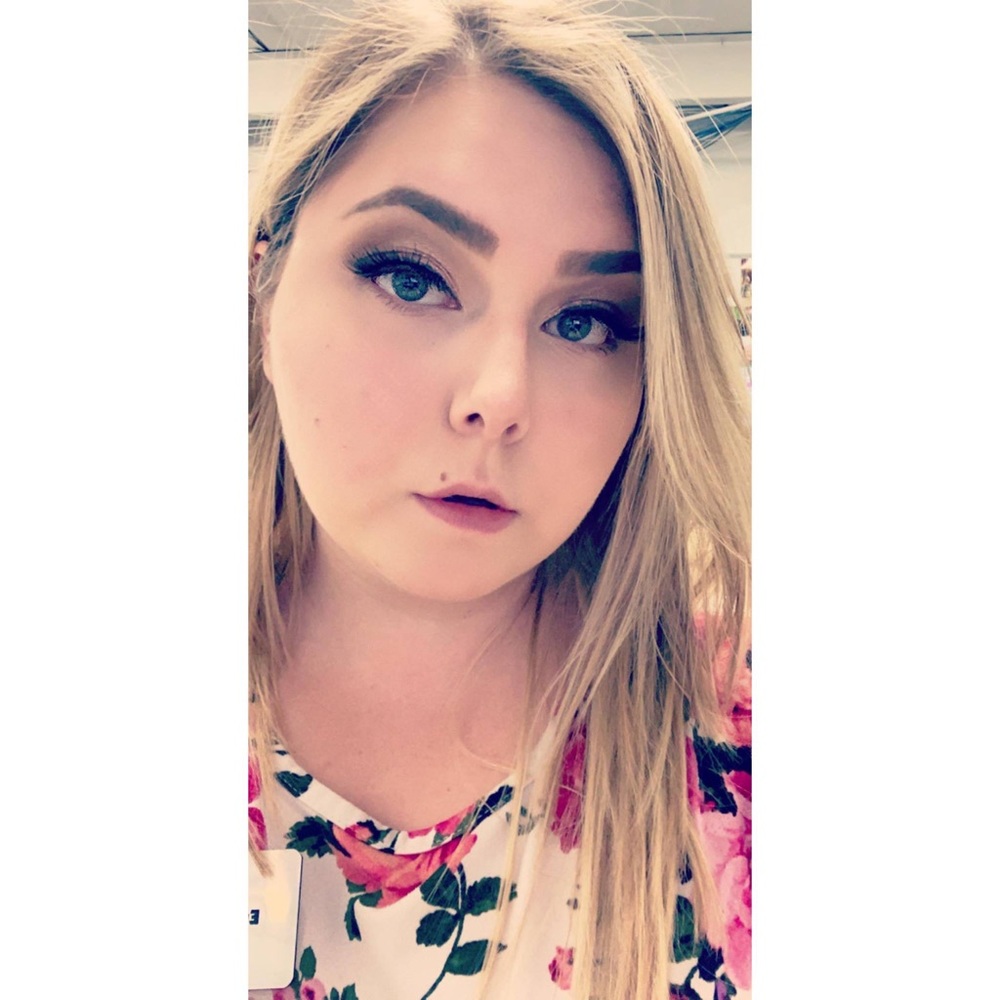 Meet your Posher, Erica